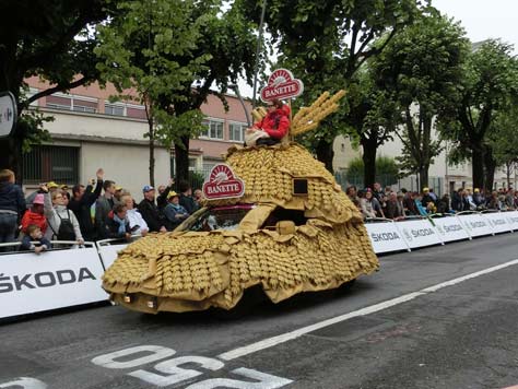 バネットのキャラバンカー