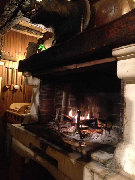 Grill Restaurant de la Tour のかまど